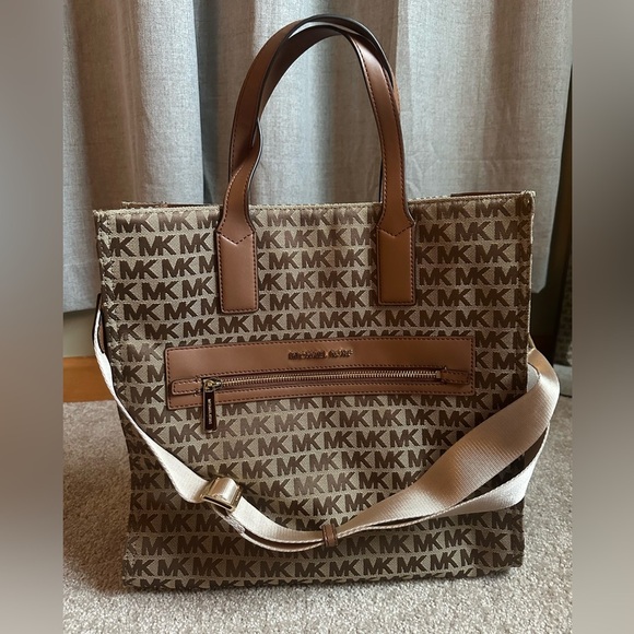 Michael Kors Handbags - Michael Kors Tan and Brown Monogram Tote